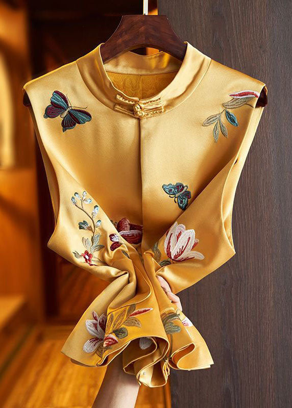 Effortlessly Elegant Garment with a Timeless Design