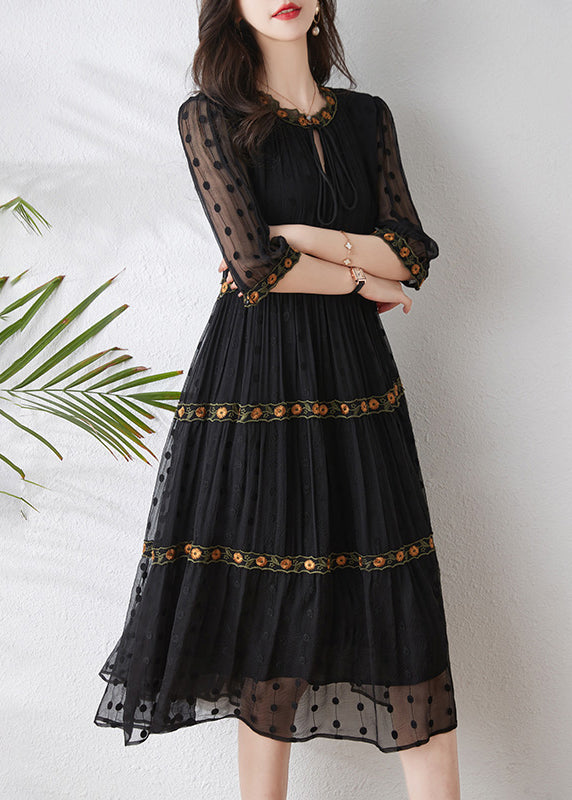 Sophisticated Dress with a Clean Classic Look