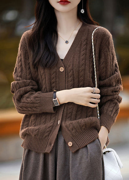 Gracefully Styled Cardigan for Any Occasion