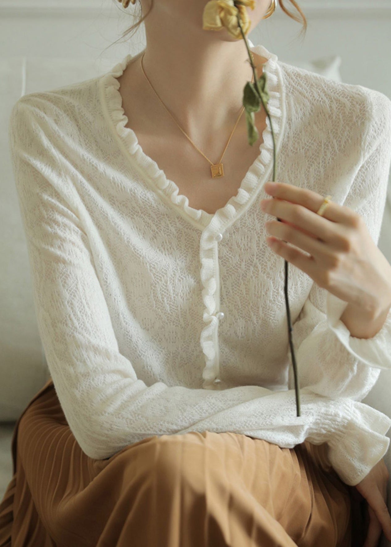 Classic Vintage & Enduringly Stylish Top