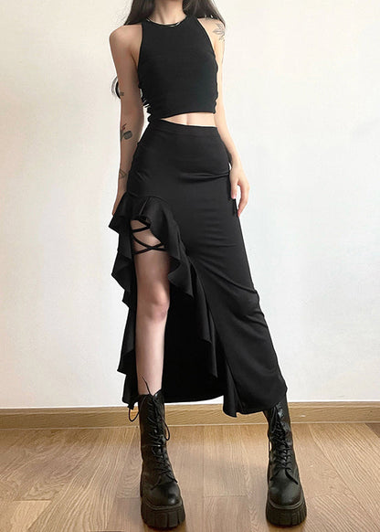 Well Tailored Garment with a Graceful Silhouette