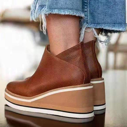 Graceful Orthopedic Shoes for Modern Look