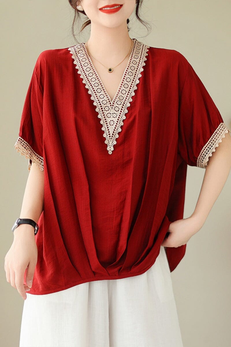 Effortlessly Elegant T-Shirt with a Timeless Design