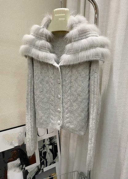 Elegantly Styled Cardigan for Everyday Wear