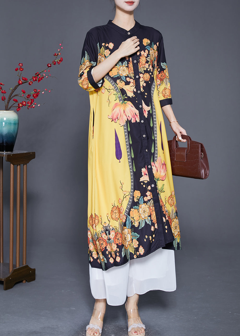 Sophisticated Dress with a Clean Classic Look
