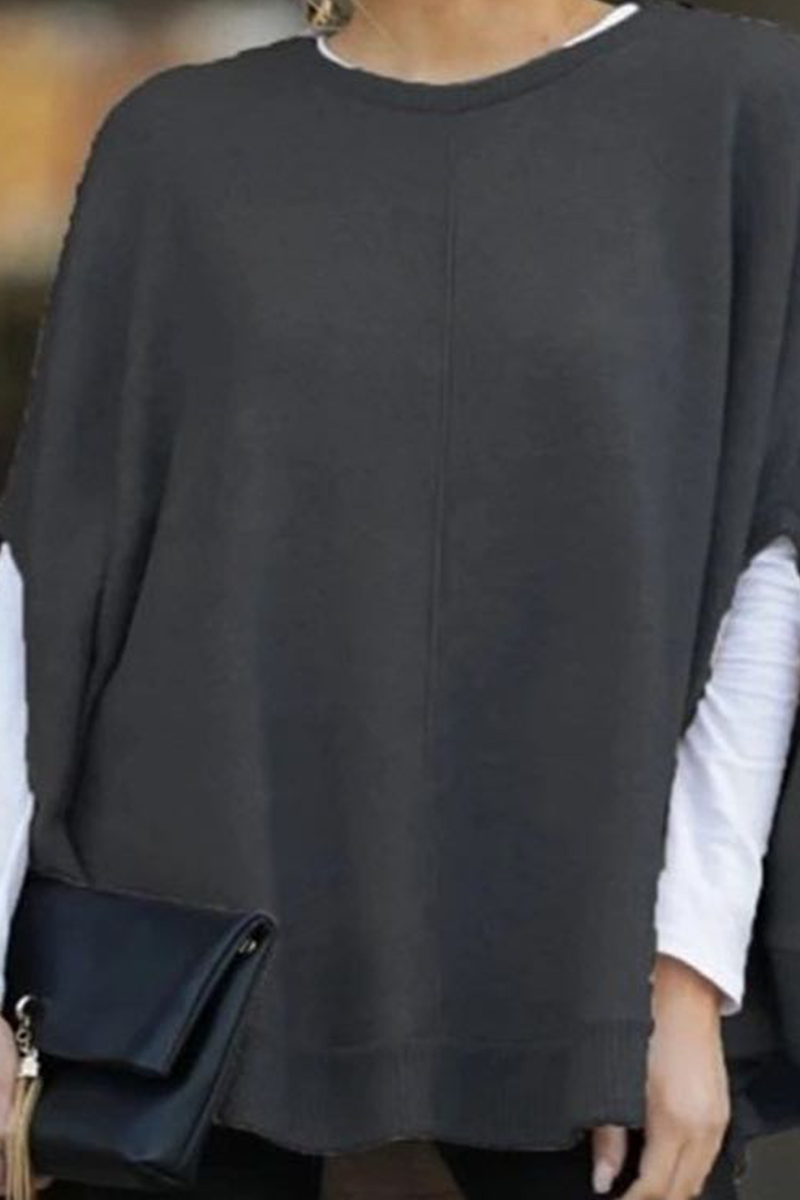 Well Tailored Sweater with a Graceful Silhouette