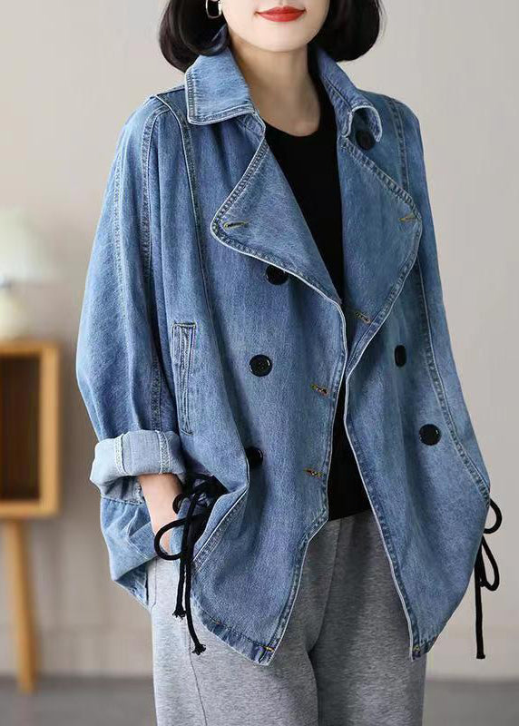Classic Vintage & Enduringly Stylish Coat