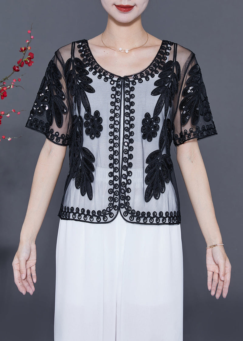 Well Tailored Cardigan with a Graceful Silhouette