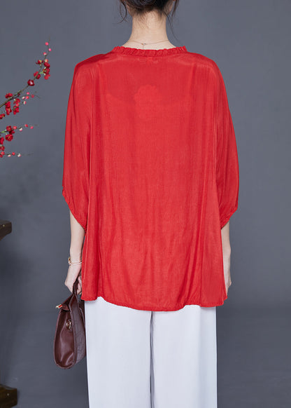 Classic Vintage Blouse with a Flattering Fit
