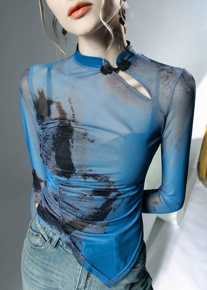 A Vintage Style Top with Delicate Timeless Details