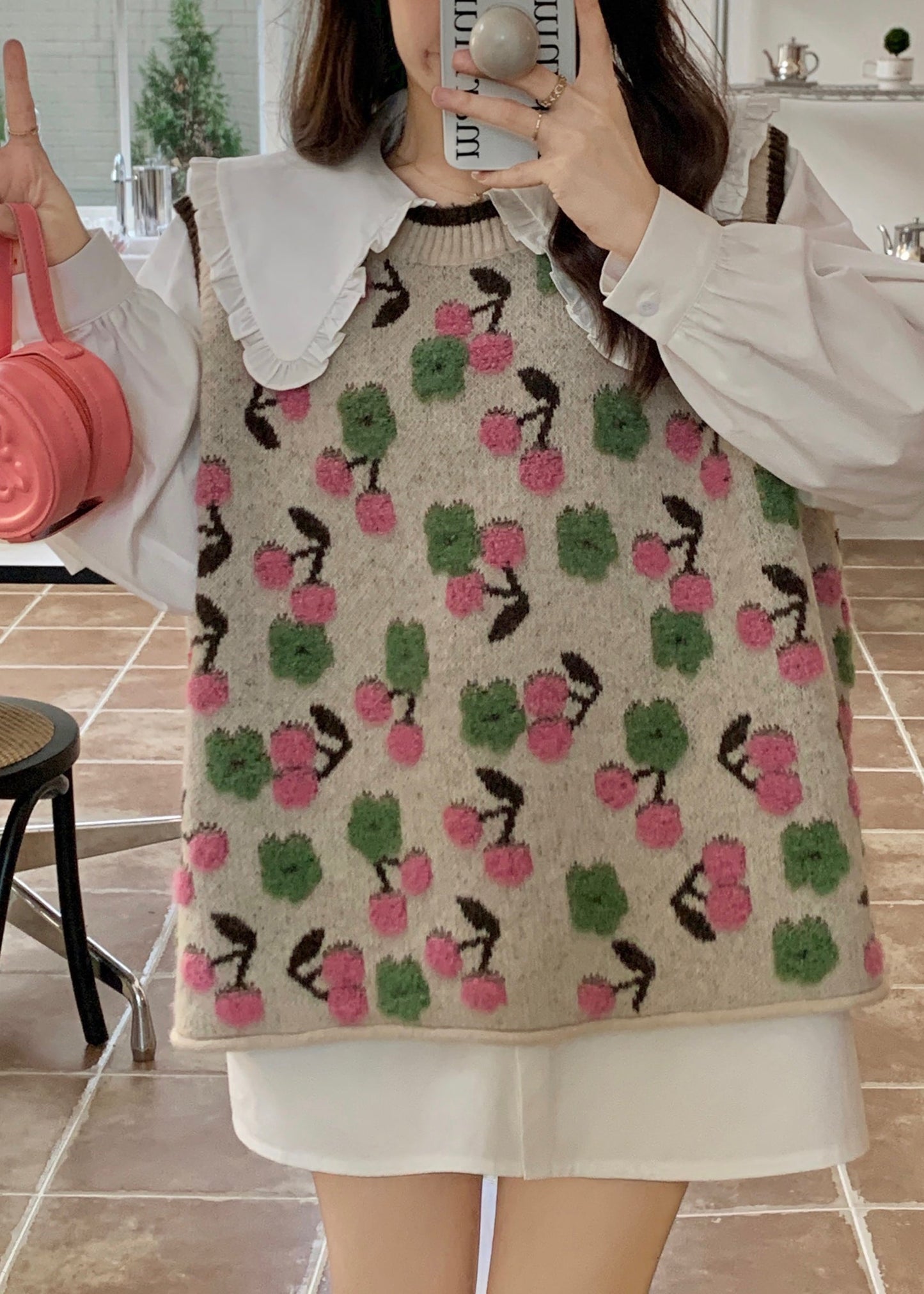 Gracefully Styled Garment for Any Occasion