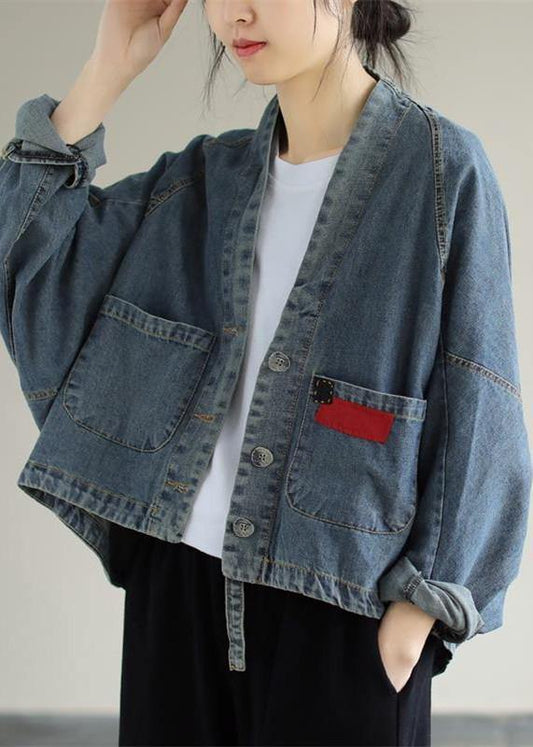 Elegantly Styled Coat for Everyday Wear
