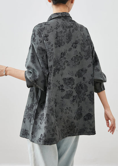 Classic Vintage Shirt with a Flattering Fit