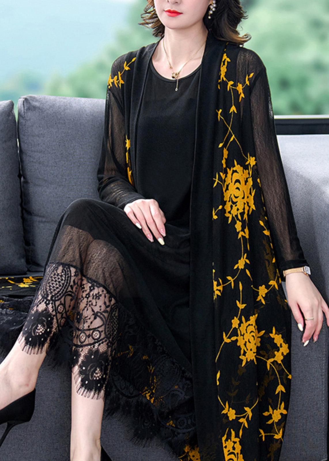 Effortlessly Elegant Cardigan with a Timeless Design