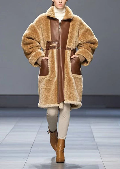 Beautifully Finished Coat in a Timeless Design