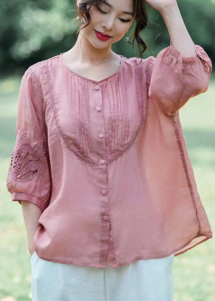 Beautifully Finished Top in a Timeless Design
