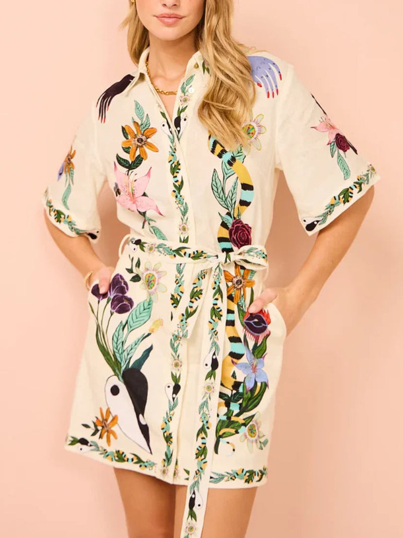 Well Tailored Dress with a Graceful Silhouette