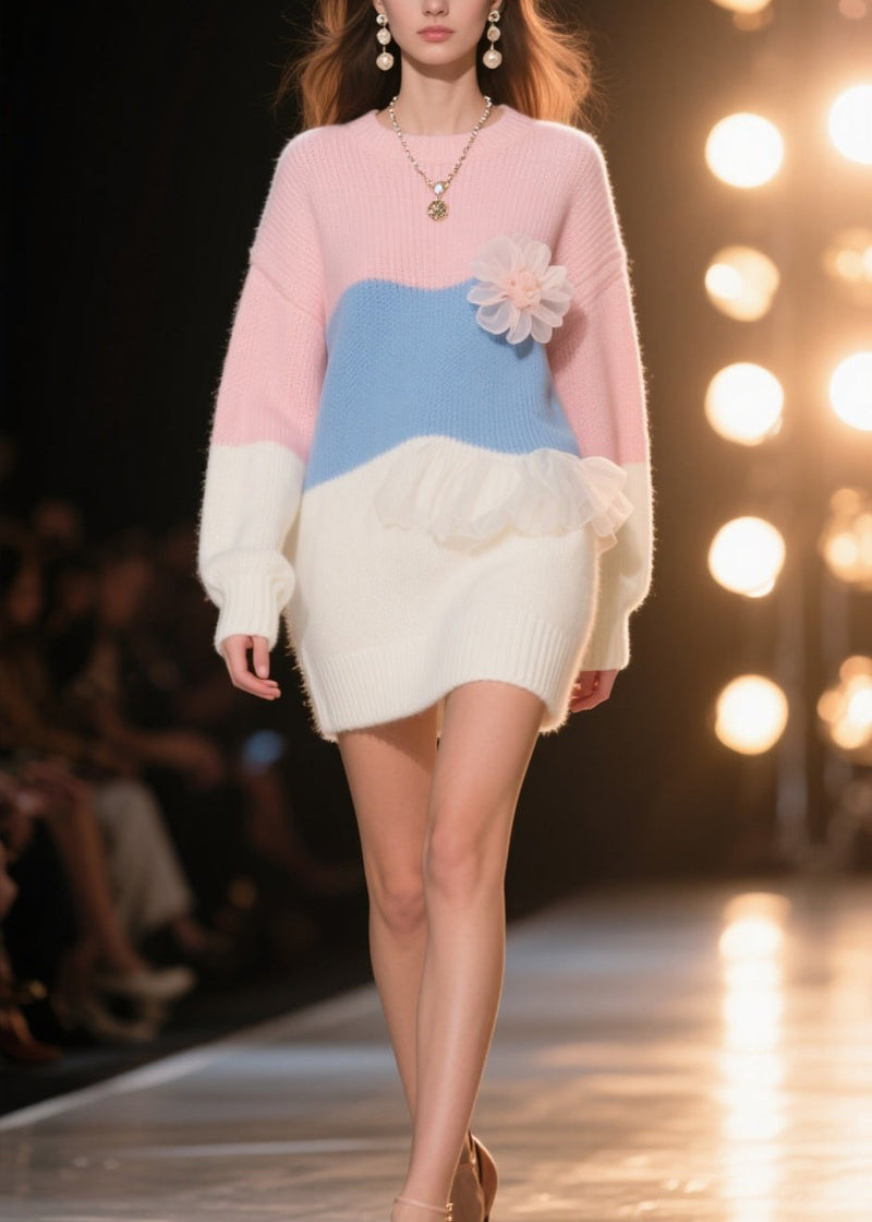 Well Tailored Sweater with a Graceful Silhouette