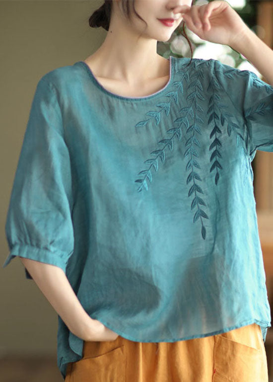 Effortlessly Elegant Shirt with a Timeless Design