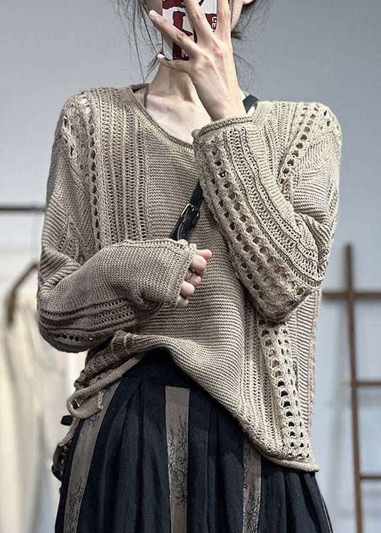 Well Tailored Top with a Graceful Silhouette