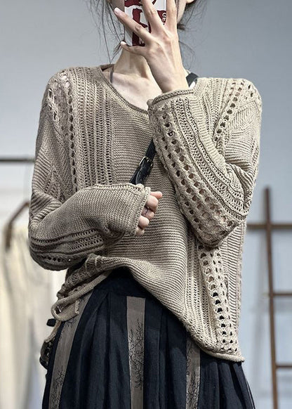Well Tailored Top with a Graceful Silhouette