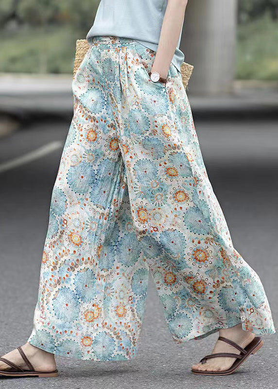 Well Tailored Pants with a Graceful Silhouette
