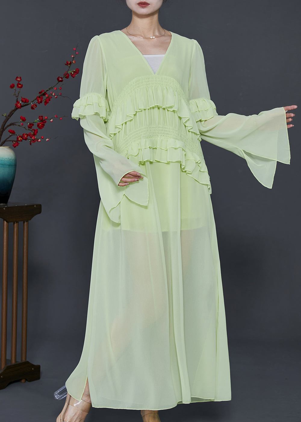 Beautifully Crafted Dress in a Classic Style