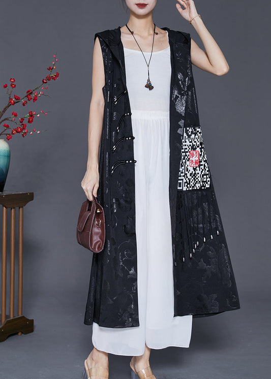 Effortlessly Elegant Garment with a Timeless Design