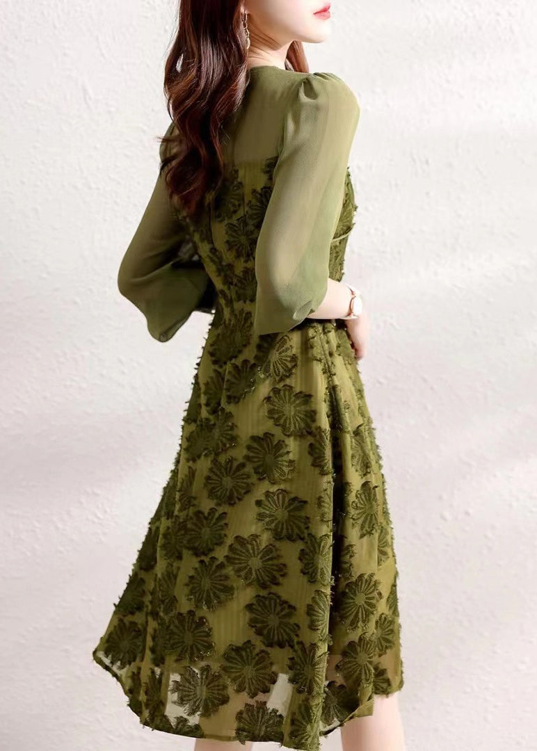 Polished Dress with an Effortless Classic Look