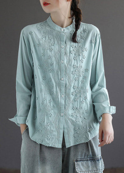 Well Tailored Shirt with a Graceful Silhouette