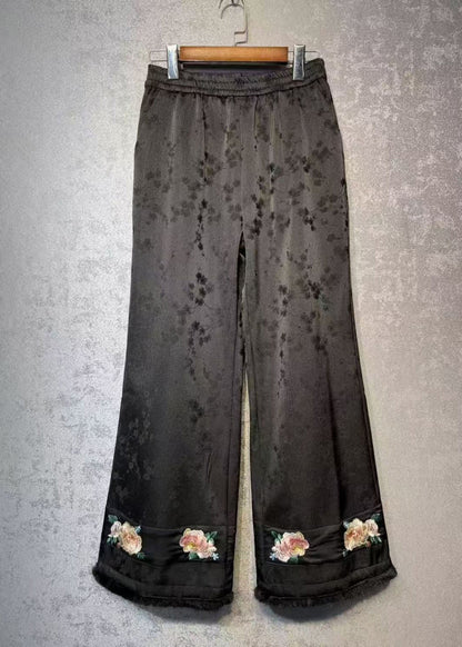 Elegantly Styled Pants for Everyday Wear