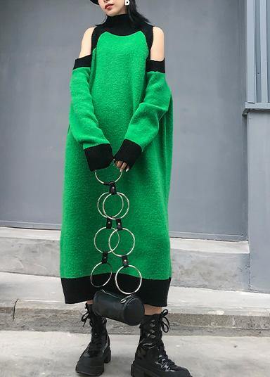 Classic Vintage Sweater with a Flattering Fit
