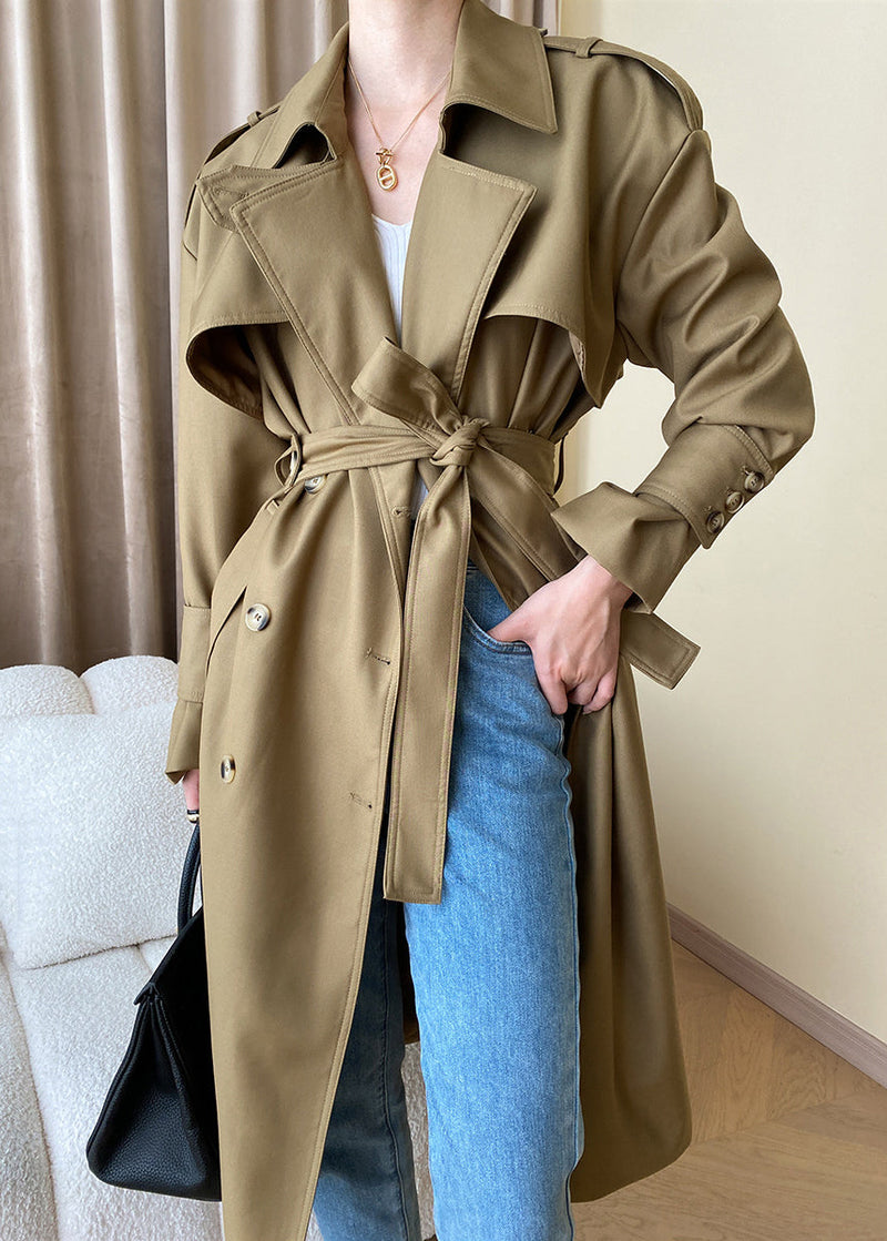 Gracefully Styled Coat for Any Occasion