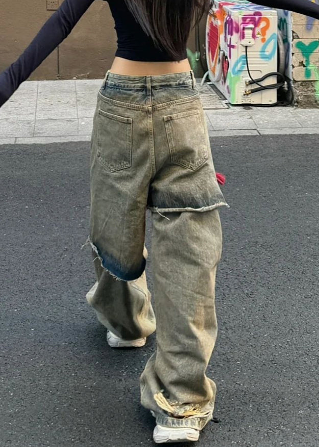 Well Tailored Pants with a Graceful Silhouette