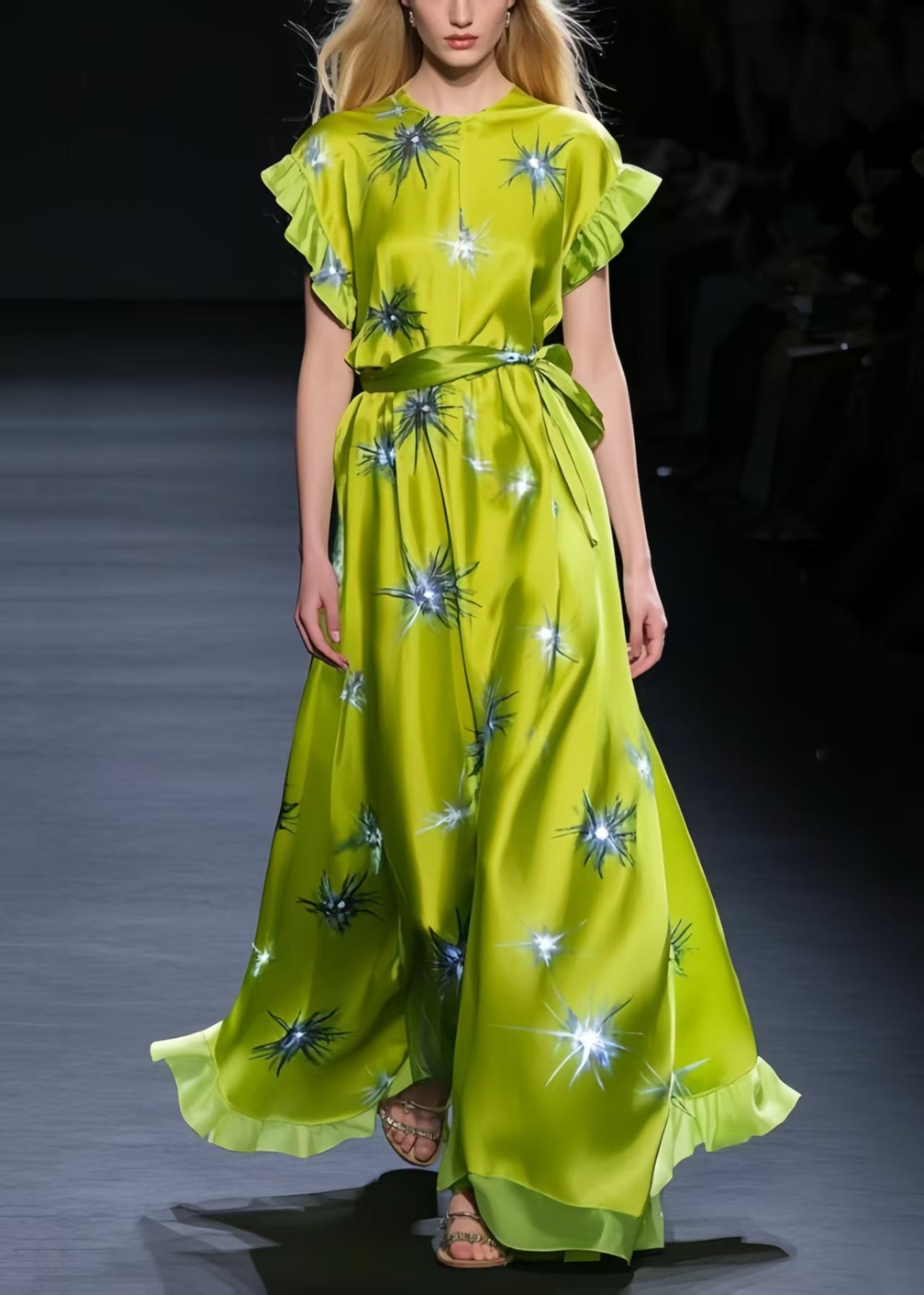 Classic Vintage & Enduringly Stylish Dress