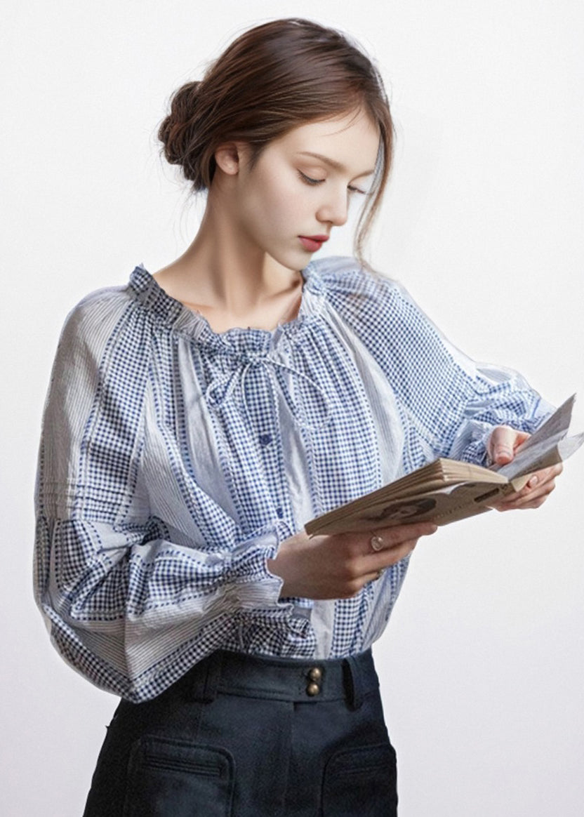 Sophisticated Blouse with a Clean Classic Look