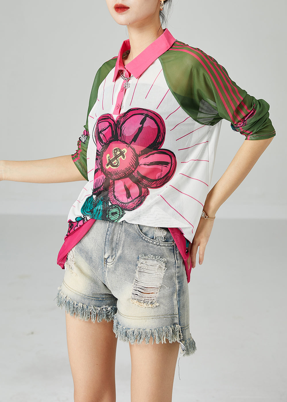 Effortlessly Elegant Top with a Timeless Design