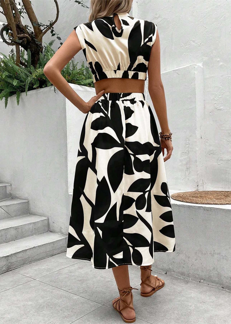 Classic Vintage & Enduringly Stylish Dress