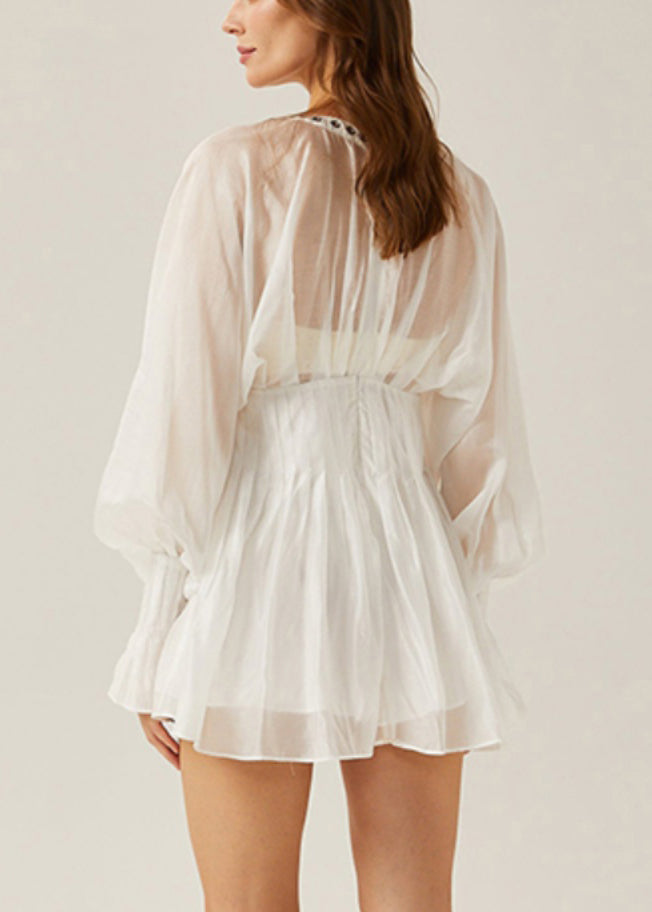 Classic Vintage & Enduringly Stylish Blouse