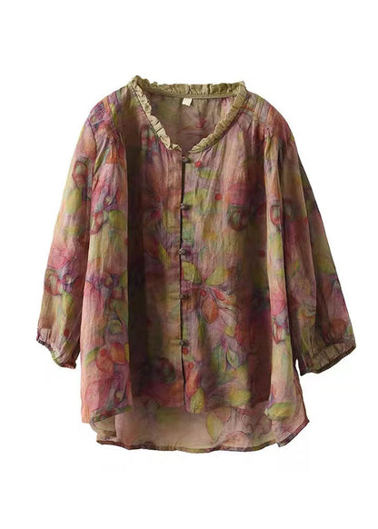 Classic Vintage Blouse with a Flattering Fit
