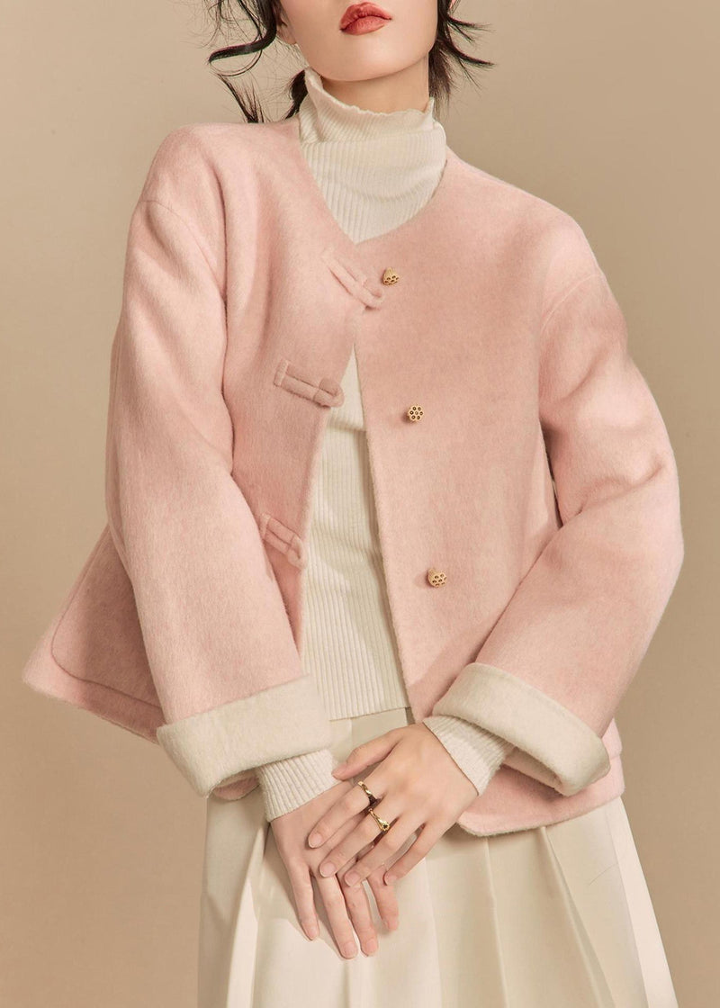 Classic Vintage Coat with a Flattering Fit