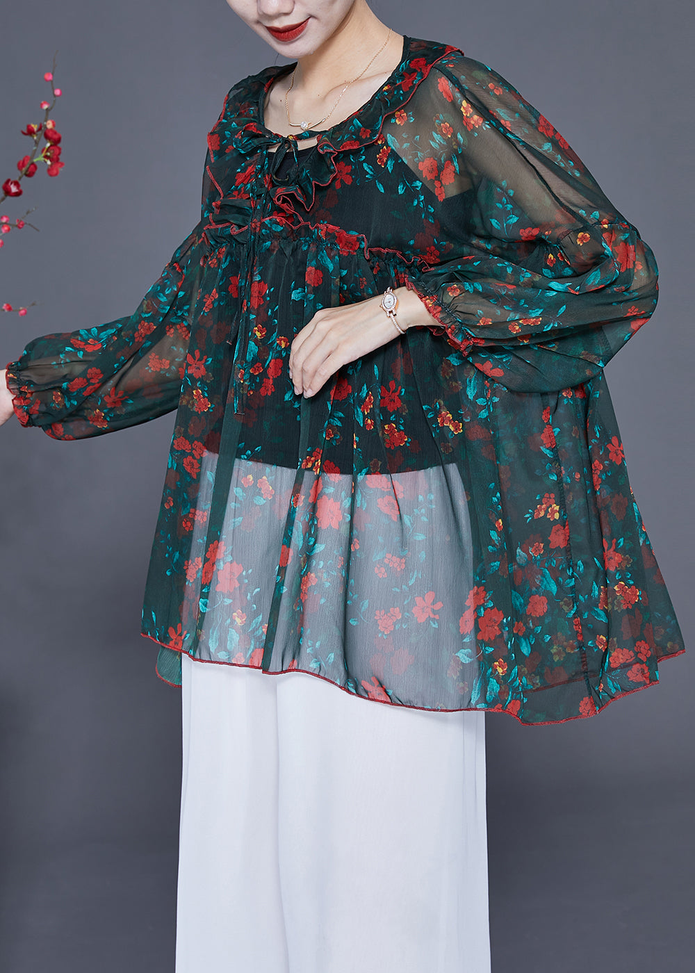 Classic Vintage & Enduringly Stylish Top