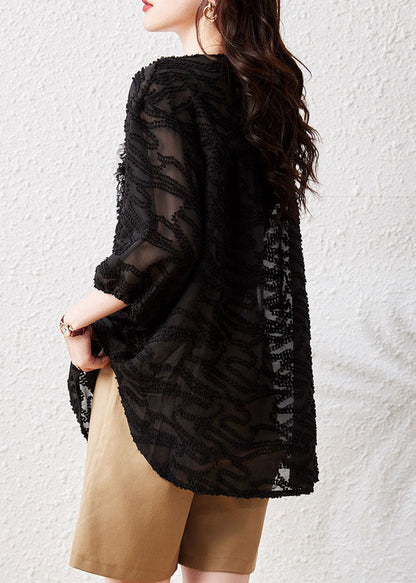 Well Tailored Shirt with a Graceful Silhouette