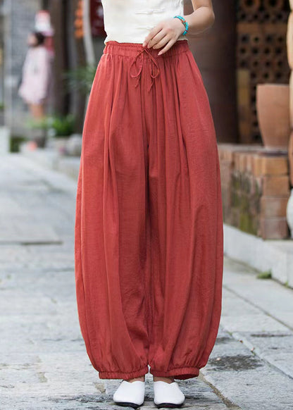 Effortlessly Elegant Pants with a Timeless Design