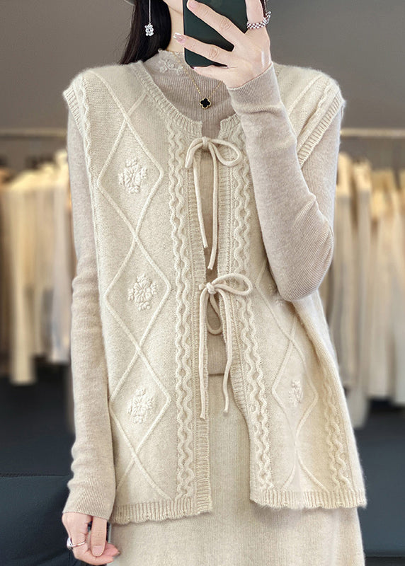 Elegantly Styled Coat for Everyday Wear