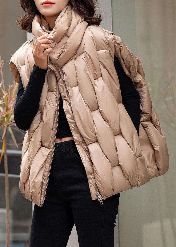 Gracefully Styled Coat for Any Occasion