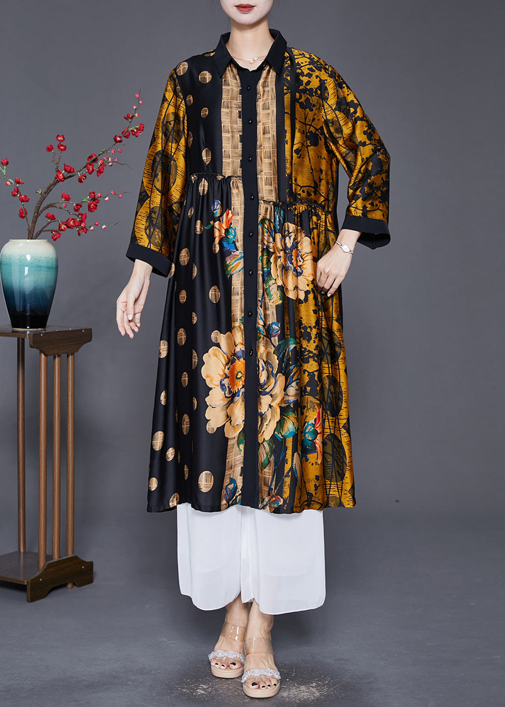 Classic Vintage & Enduringly Stylish Coat