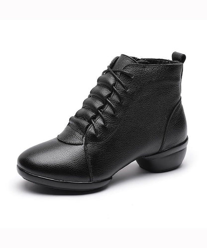 Graceful Orthopedic Boots for Modern Look