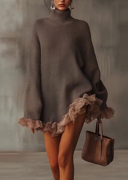 Classic Vintage Sweater with a Flattering Fit
