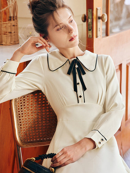 Classic Vintage Dress with a Flattering Fit